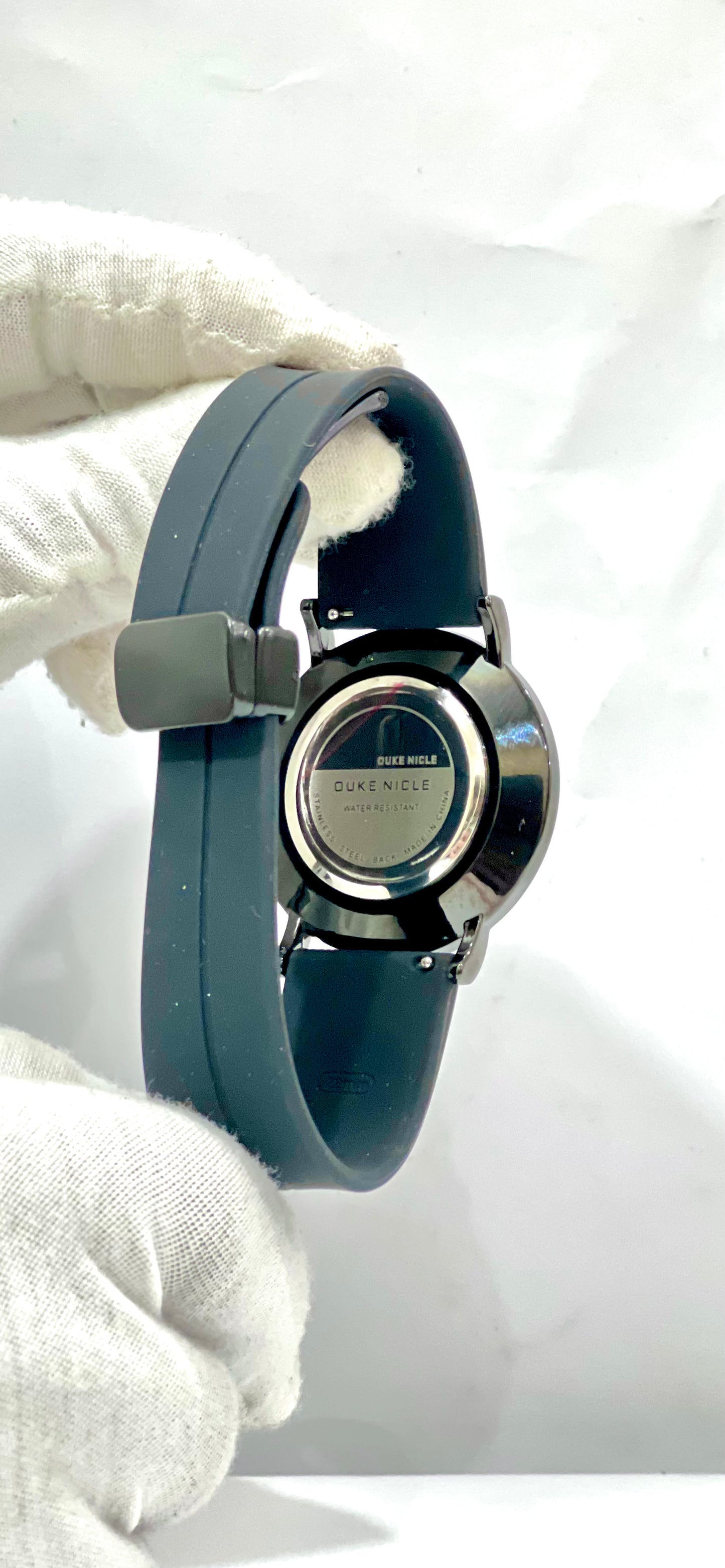 Duke Nicle Black and Red Dial, Black Silicon Strap