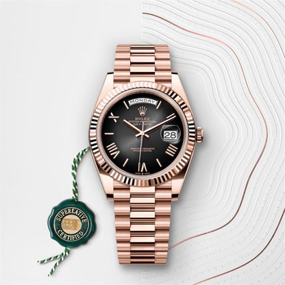 Rolex Day-Date 40 in 18 ct Everose gold with a slate ombré dial.
