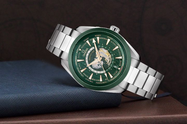 Omega Seamaster Aqua Terra 150M Co-Axial GMT Worldtimer Watch green dial.