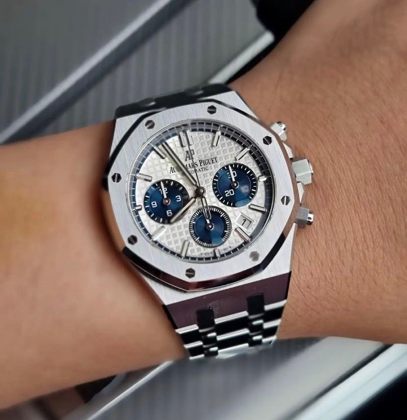 Audemars Piguet Royal Oak Chronograph stainless silver-toned dial watch.