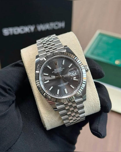 Rolex Datejust Oystersteel and white gold with a dark rhodium dial watch