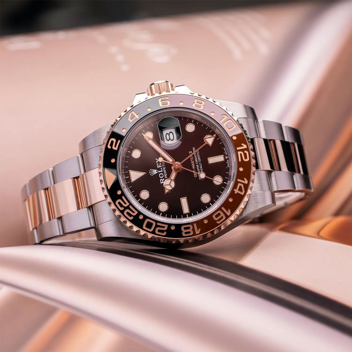 Rolex GMT-Master II in Oystersteel Everose gold watch.