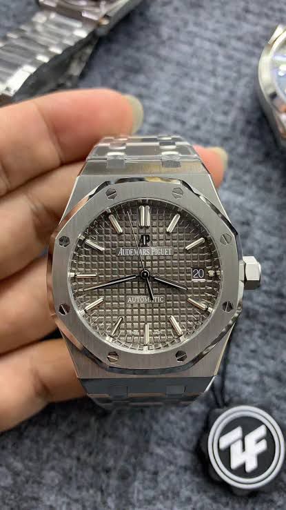 Audemars Piguet Grey “Grande Tapisserie” Dial | Stainless Steel watch.