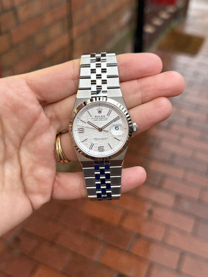 Rolex Land-Dweller 36 mm in Oystersteel and white gold watch.