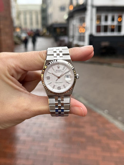 Rolex Land-Dweller 36 mm in Oystersteel and white gold watch.